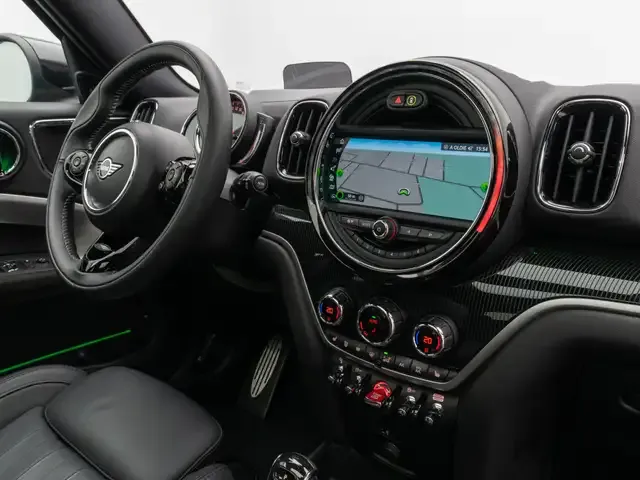 MINI John Cooper Works Countryman