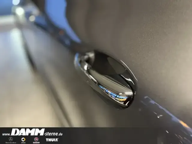 Mercedes-Benz EQA 300