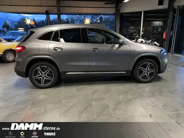 Mercedes-Benz EQA 300