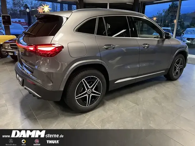 Mercedes-Benz EQA 300