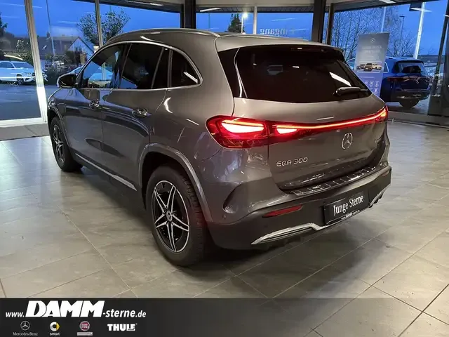 Mercedes-Benz EQA 300