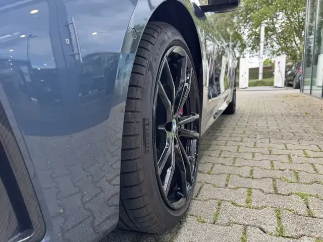 BMW 440