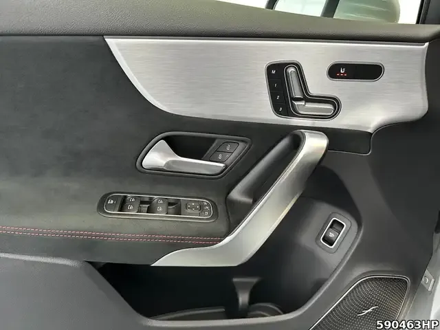 Mercedes-Benz A 35 AMG