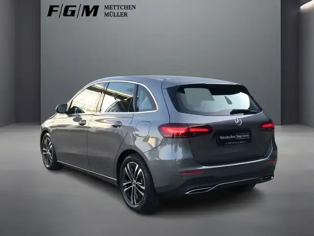 Mercedes-Benz B 250