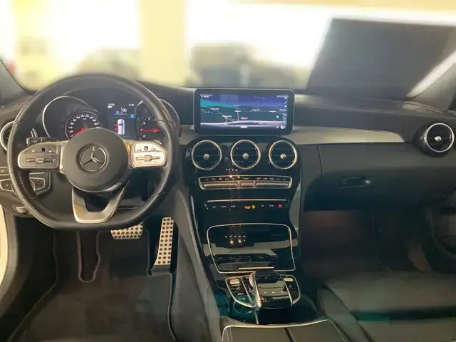 Mercedes-Benz C 400