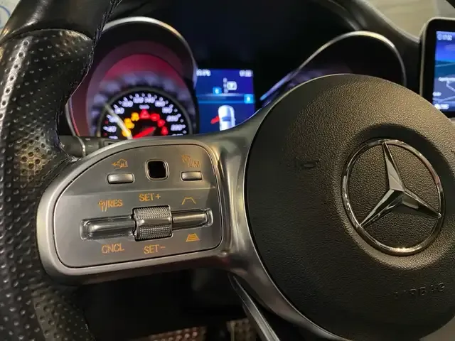 Mercedes-Benz C 400