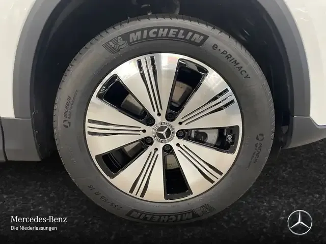 Mercedes-Benz EQA 300