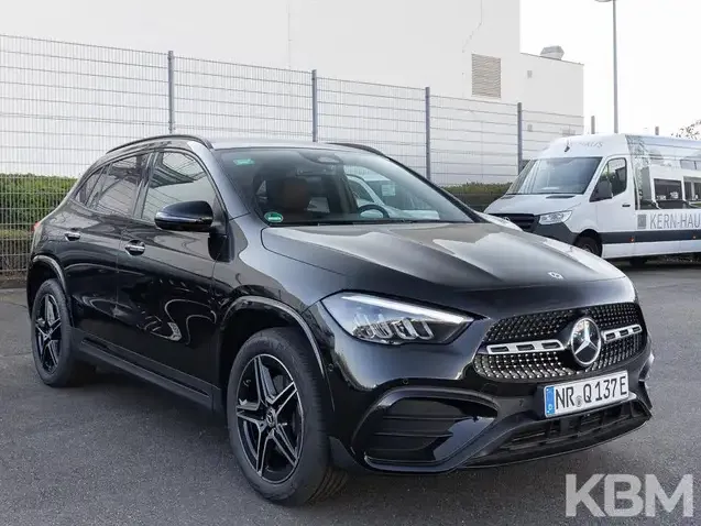Mercedes-Benz GLA 250