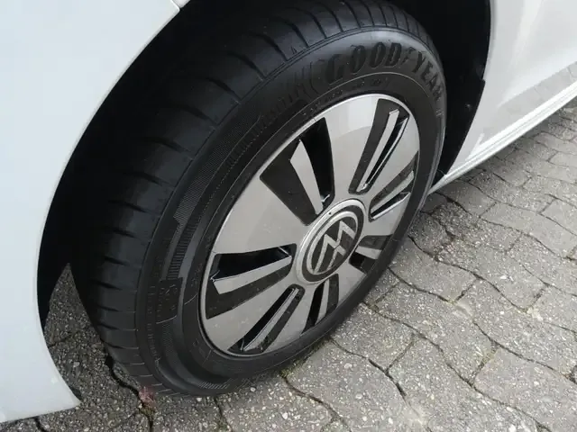 Volkswagen e-up!