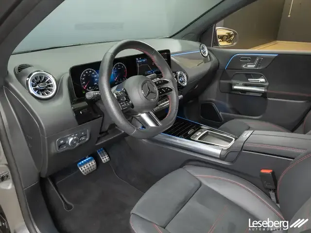 Mercedes-Benz B 220