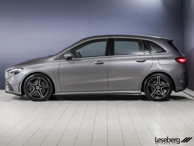 Mercedes-Benz B 220