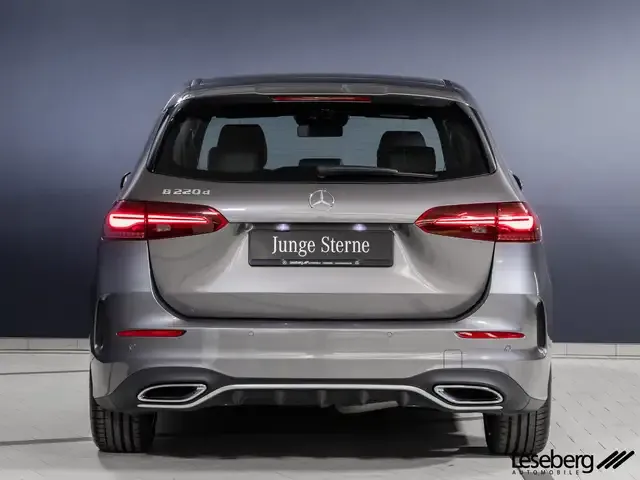 Mercedes-Benz B 220