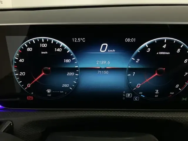 Mercedes-Benz CLA 200