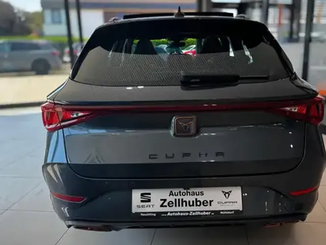 CUPRA Leon