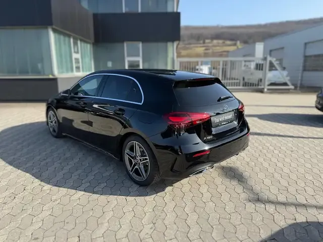 Mercedes-Benz A 180