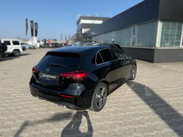 Mercedes-Benz A 180