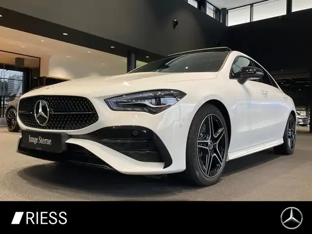 Mercedes-Benz CLA 200