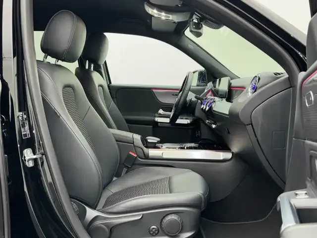 Mercedes-Benz EQB 250