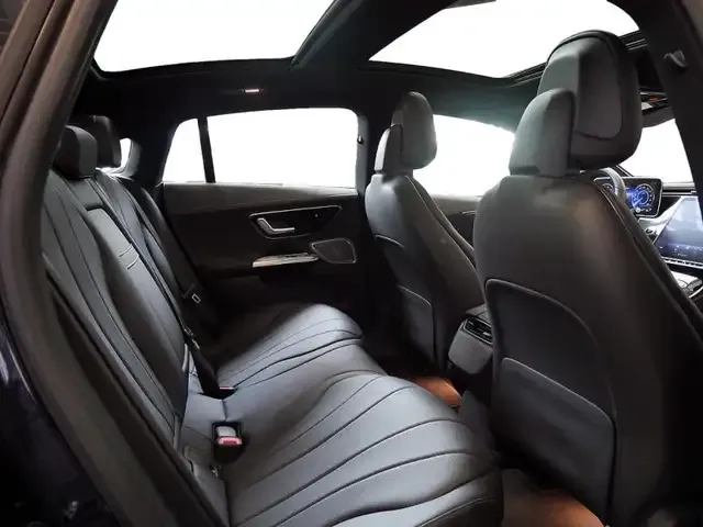 Mercedes-Benz EQE 300