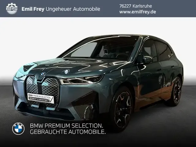 BMW iX