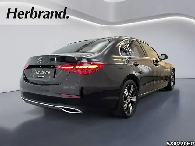 Mercedes-Benz C 220