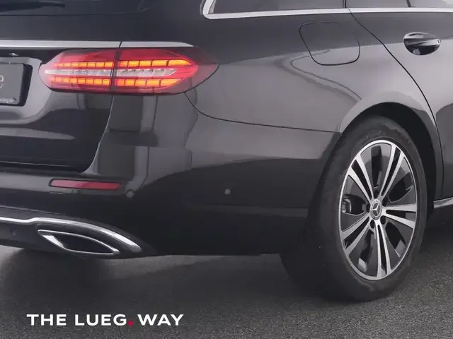 Mercedes-Benz E 400