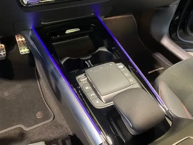 Mercedes-Benz EQA 300