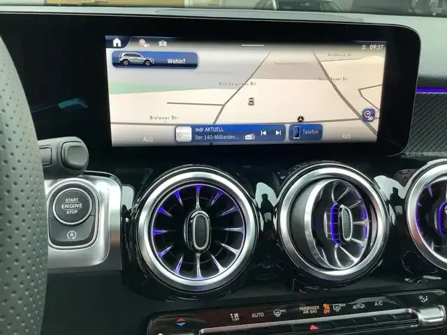 Mercedes-Benz GLB 200