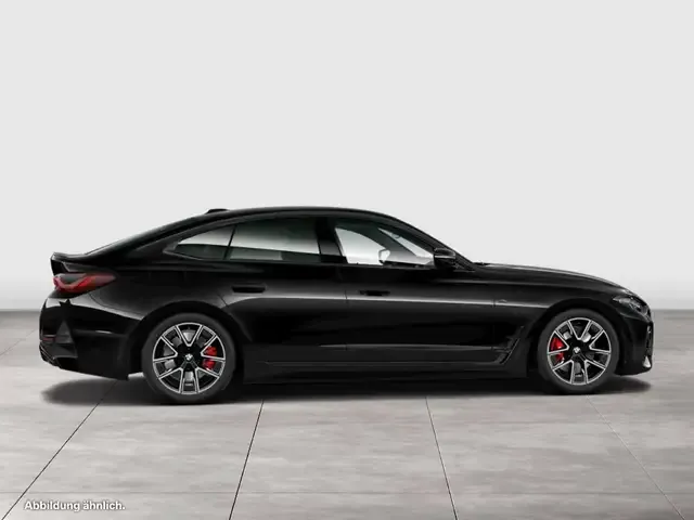 BMW 440