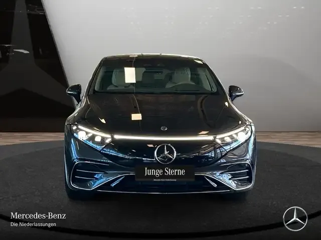 Mercedes-Benz EQS