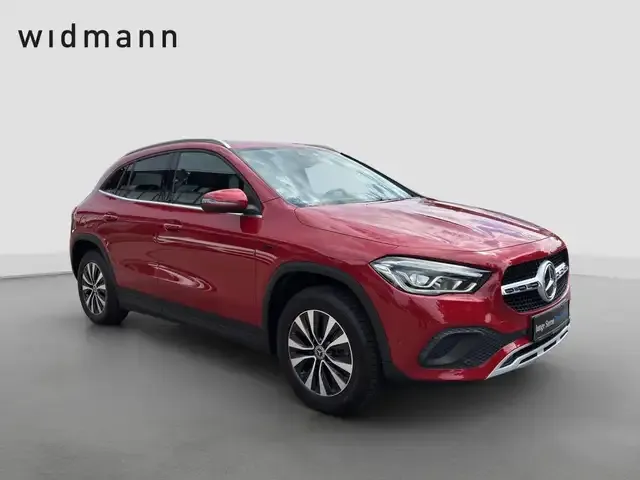 Mercedes-Benz GLA 250