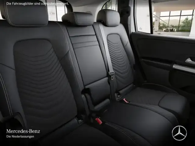 Mercedes-Benz GLB 180