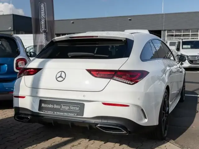 Mercedes-Benz CLA 250