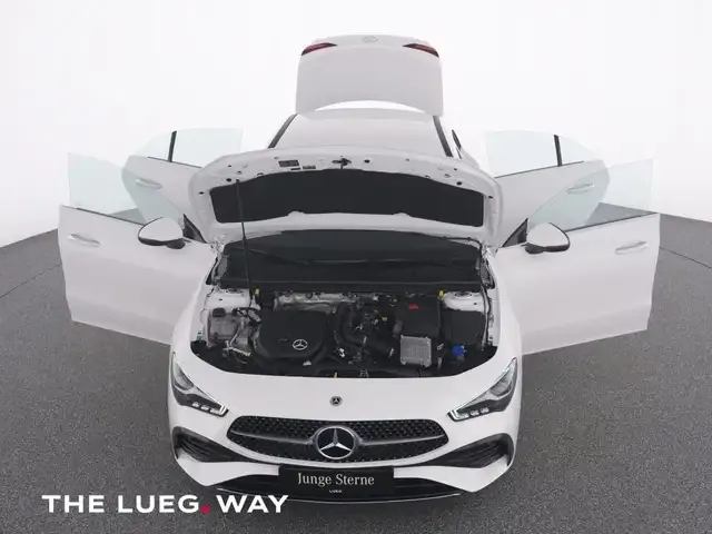 Mercedes-Benz CLA 200