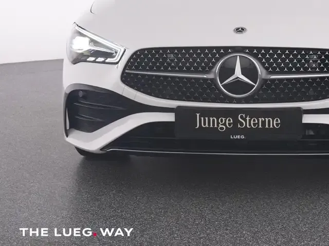 Mercedes-Benz CLA 200