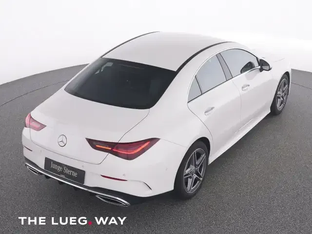 Mercedes-Benz CLA 200