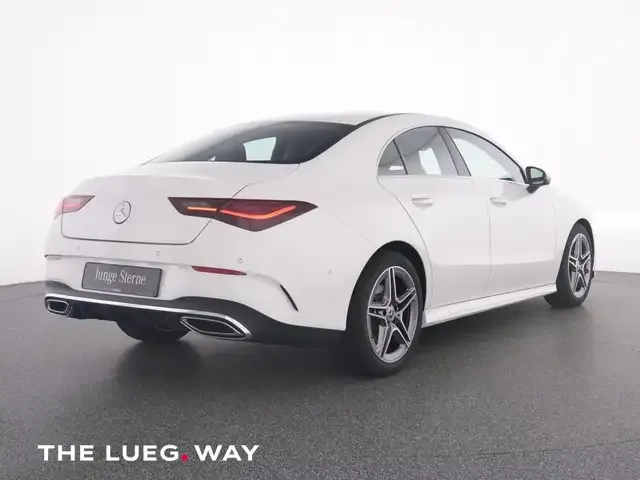 Mercedes-Benz CLA 200