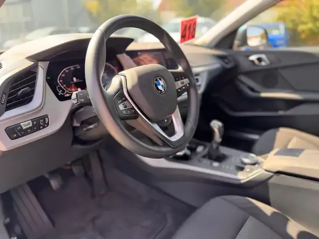 BMW 118