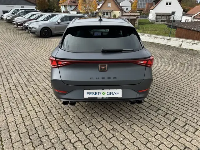 CUPRA Leon