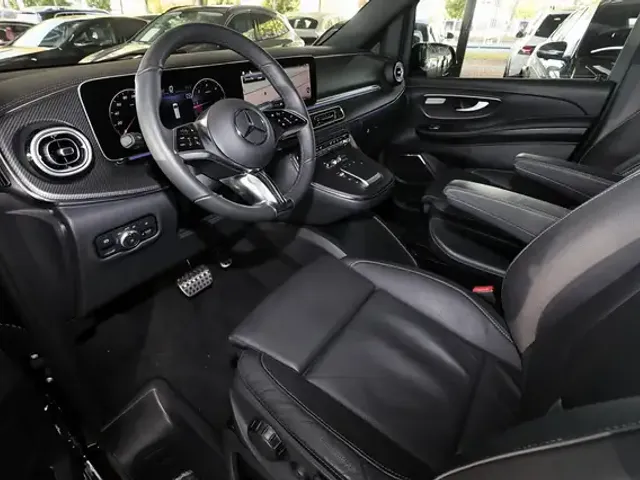Mercedes-Benz V 250