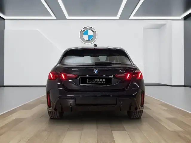 BMW 120