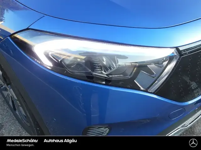 Mercedes-Benz EQB 300