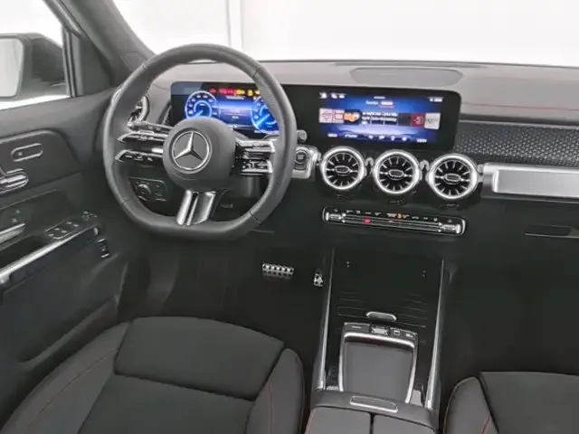 Mercedes-Benz EQB 350