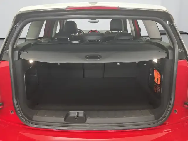 MINI Cooper Clubman