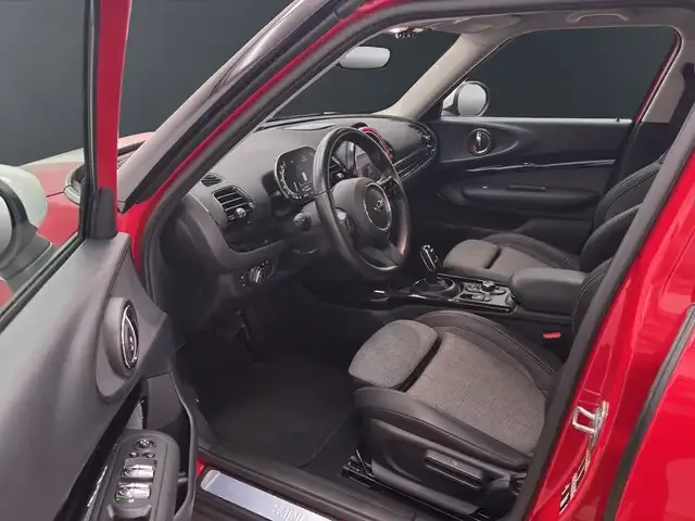 MINI Cooper Clubman