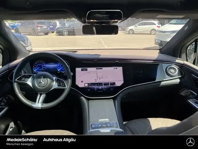 Mercedes-Benz EQE SUV