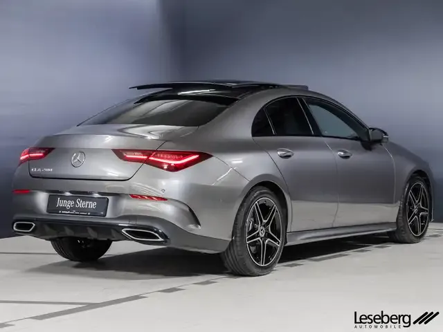 Mercedes-Benz CLA 200