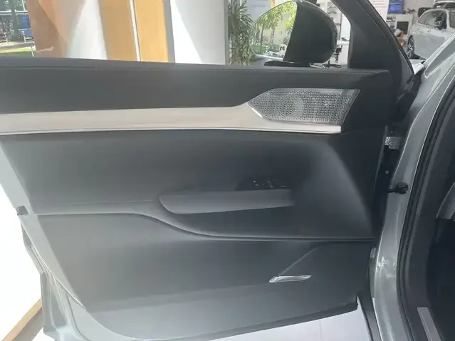 Volvo EX90