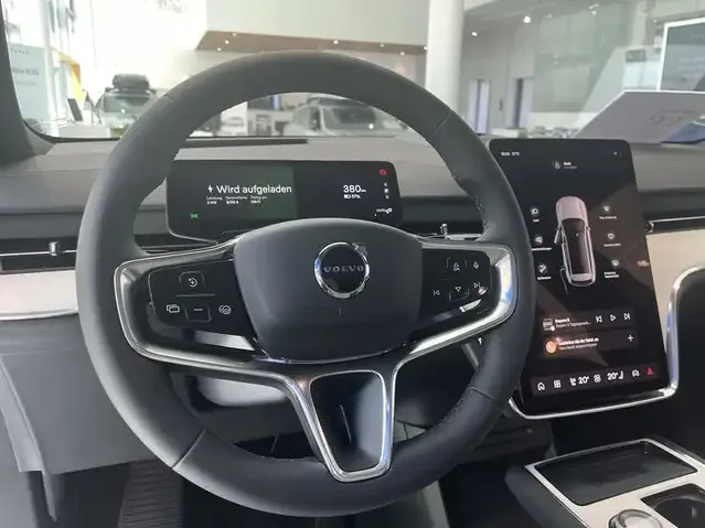 Volvo EX90