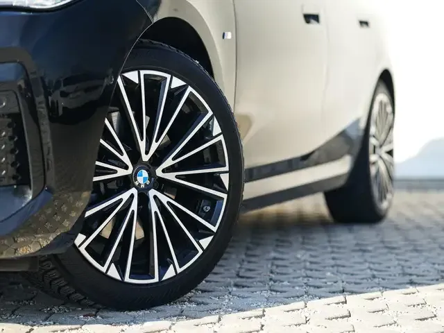 BMW 223